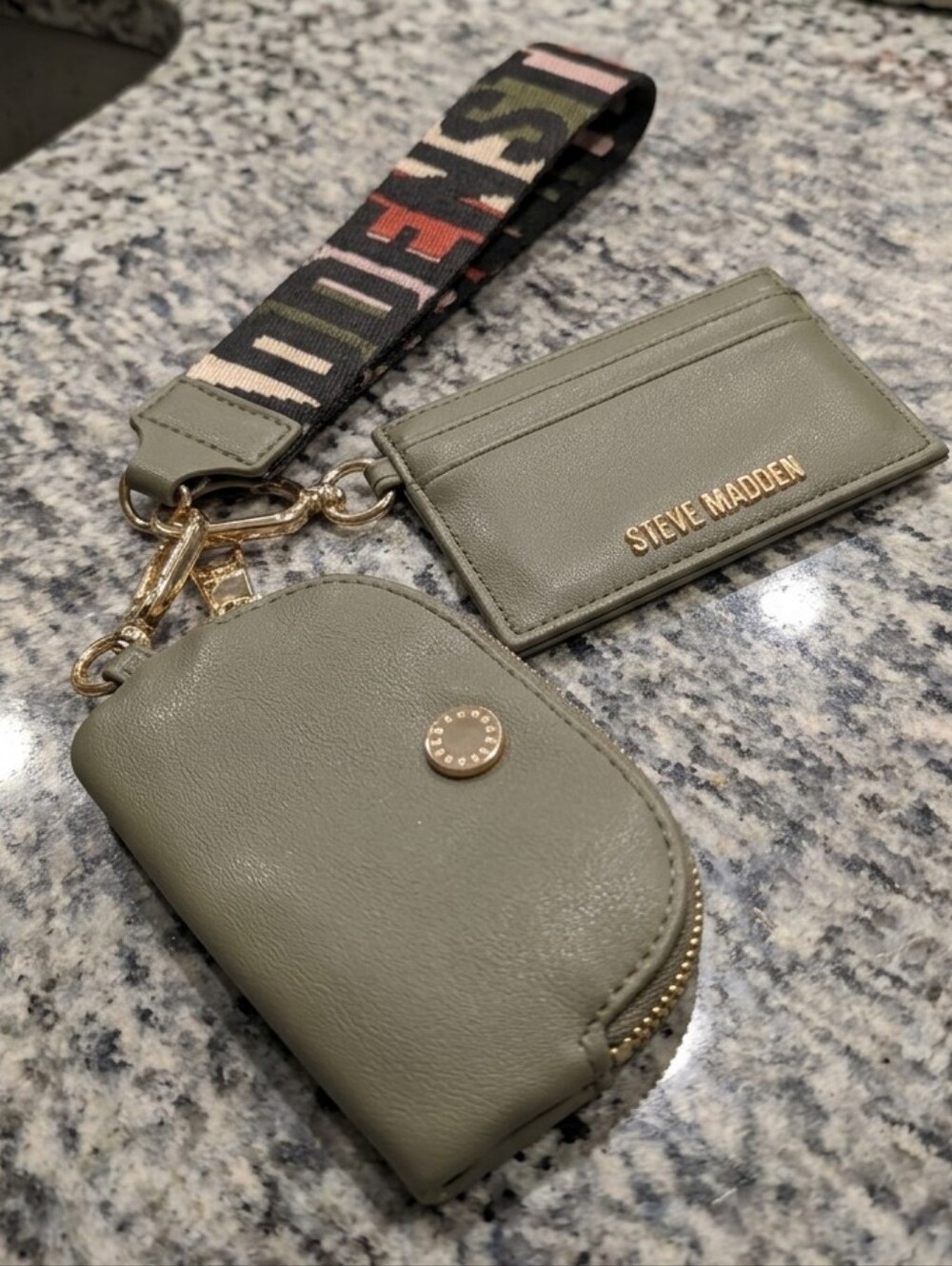 Steve Madden Olive Cardholder & Coin Pouch Set with Strap